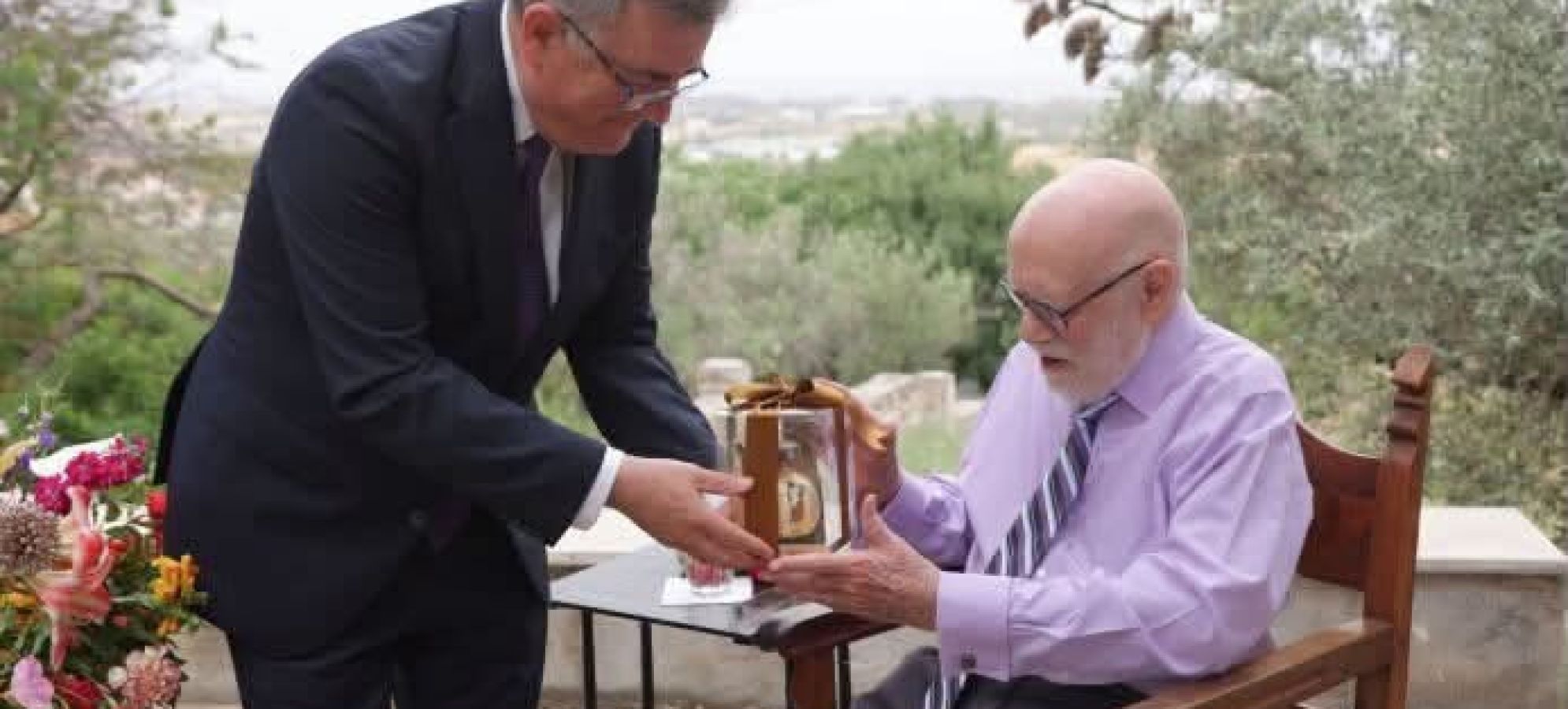 Νίκος Σταυρέλης : Έφυγε ο Charles Kaufman Williams II – Η Αρχαία Κόρινθος αποχαιρετά έναν μεγάλο φίλο της